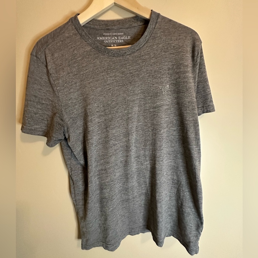 American Eagle Charcoal Heather Short Sleeve Tee Men’s Medium